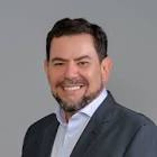 A. H. Castro Neto