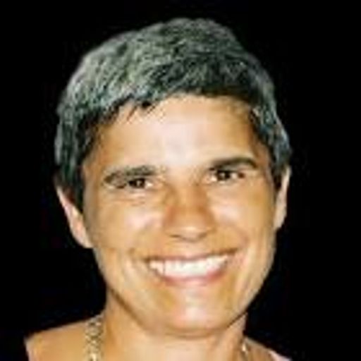 Éva Mezey