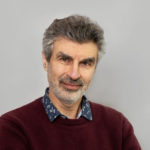 Yoshua Bengio